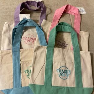 Trader Joe’s Canvas Tote Bags Set